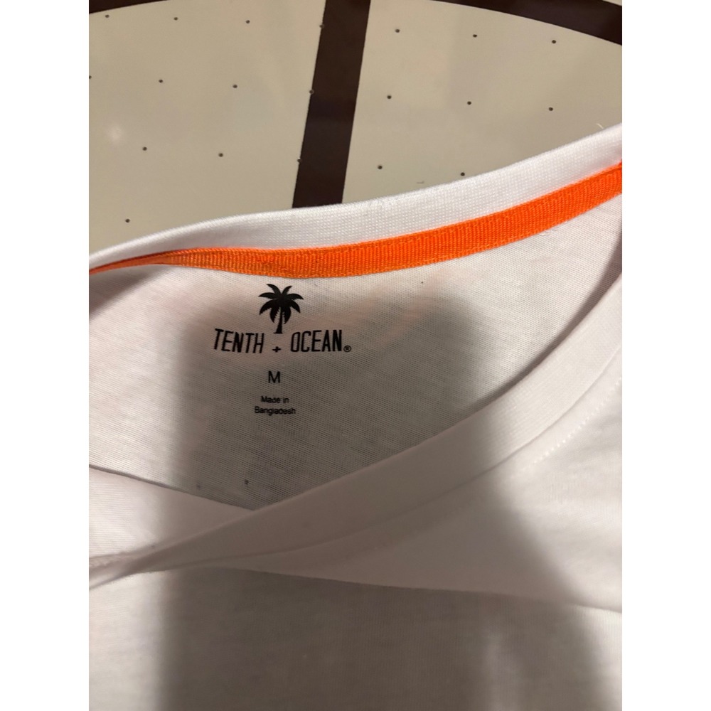 348 Tenth + Ocean Mens Honolulu Surf Hawaii Graphic T-Shirt White Size M NWT - Picture 4 of 5
